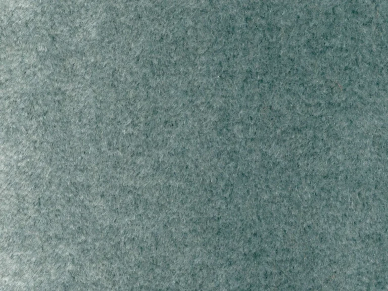 WO 108 42